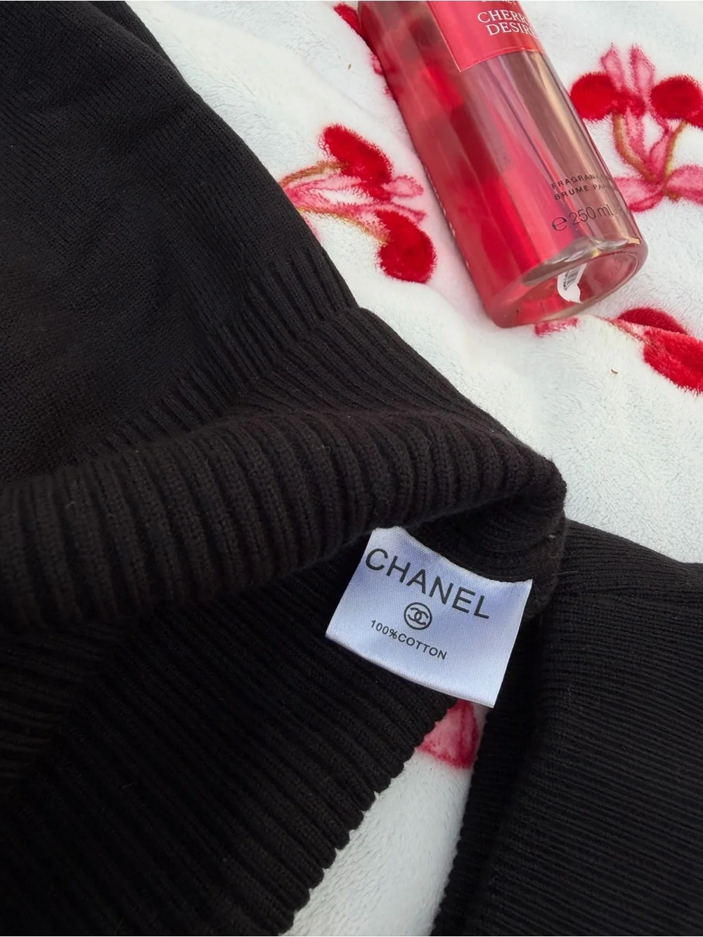 CHANEL Black Ribbed Turtleneck Hat Accessory
